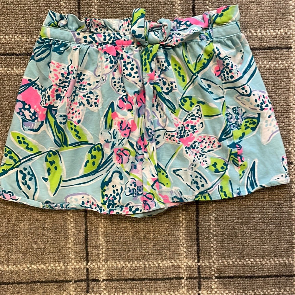 Lilly Pulitzer skort size 6-7